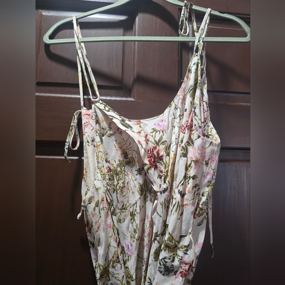 Beautiful longer romper style